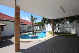 Secluded 3 Bed Pool Villa - very close to Hua Hin town