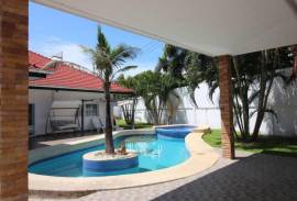 Secluded 3 Bed Pool Villa - very close to Hua Hin town