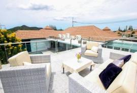 Modern Quality 5 Bedroom Pool Villa At Mali Residence