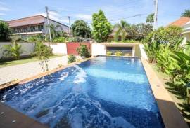 New Multi Level Pool Villa On Large Plot - Hua Hin North