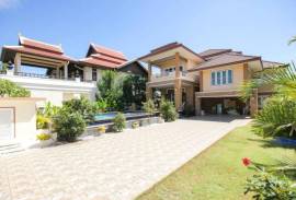 New Multi Level Pool Villa On Large Plot - Hua Hin North