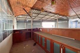 Prime Location : 2 Storey Townhouse On Soi Selakam