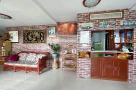4 Storey Townhouse : 12 Bedroom Hotel On Soi 67