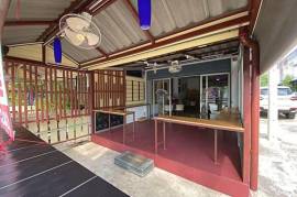 2 Story Townhouse Coffee Shop For Sale in Monmai, Hinlekfai