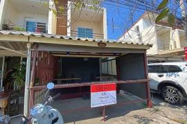 2 Story Townhouse Coffee Shop For Sale in Monmai, Hinlekfai