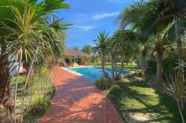 4 Bed Farm House For Sale With Guest House 6 Rai Land and Fishing Lake