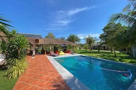 4 Bed Farm House For Sale With Guest House 6 Rai Land and Fishing Lake