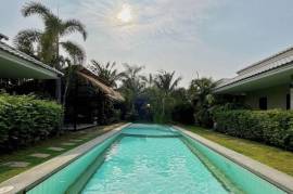 Tropical Resort & Restaurant For Sale In Cha Am