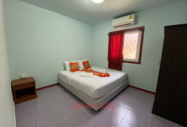 Thriving Business for Sale in Ao Nang, Krabi - Prime Location on Palm Hill Ideal Investment!