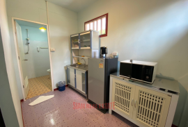 Thriving Business for Sale in Ao Nang, Krabi - Prime Location on Palm Hill Ideal Investment!