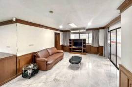 3 Bedrooms 3 Bathrooms 211 SQ.M Ruamjai Heights