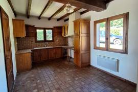 Detached house for sale, 6 rooms - Saint-Lezer 65500