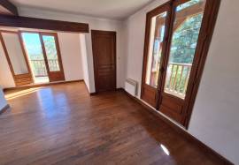 Detached house for sale, 6 rooms - Saint-Lezer 65500