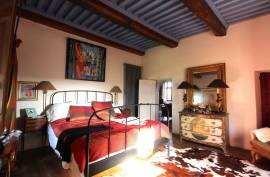 11 room, 470m2 Castle for sale in Le cros - 875 000 € *