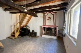 4 room, 80m2 Village house for sale in Roujan - 70 000 € *