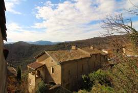 3 room, 75m2 House for sale in Saint gervais sur mare - 115 000 € *