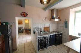 3 room, 75m2 House for sale in Saint gervais sur mare - 115 000 € *