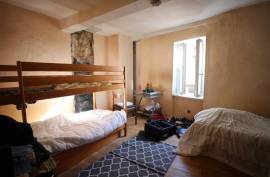 6 room, 141m2 Village house for sale in Murviel les beziers - 185 000 € *