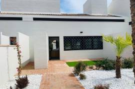 Elegant One-Level Townhouses with Private Pool in Peraleja Golf Resort