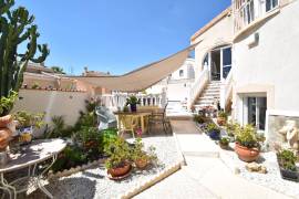 BEAUTIFUL 2/3 BEDROOM VILLA WITH SWIMMING POOL CLOSE TO LA MARQUESA GOLF COURSE