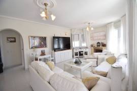 BEAUTIFUL 2/3 BEDROOM VILLA WITH SWIMMING POOL CLOSE TO LA MARQUESA GOLF COURSE