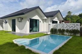 New house with private pool and spacious green area in Kathu area, Phuket