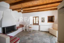 Building 130 sq.m for sale