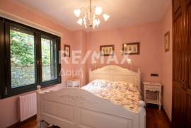 House 300 sq.m for sale