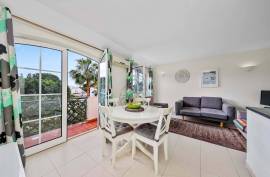 2 Bedroom Apartment with Terrace and Pools, in Vilamoura
