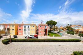 2 Bedroom Apartment with Terrace and Pools, in Vilamoura
