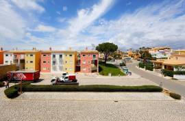 2 Bedroom Apartment with Terrace and Pools, in Vilamoura