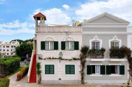 2 Bedroom Apartment with Terrace and Pools, in Vilamoura