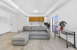Renovated Apartment with 2 Suites and Balconies, in the Center of Quarteira