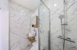 Renovated Apartment with 2 Suites and Balconies, in the Center of Quarteira