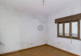 2 bedroom villa in 490 m2 with feasibility for another villa.