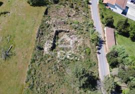 Building land with an area of 2500 meters on the outskirts