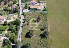 Building land with an area of 2500 meters on the outskirts