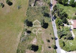 Building land with an area of 2500 meters on the outskirts