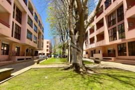 Apartamento T3 em Cascais a estrear há poucos minutos da Casa da Guia