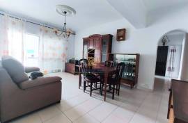 Central 2 bedroom apartment