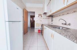 Central 2 bedroom apartment