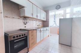 Central 2 bedroom apartment