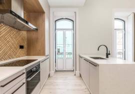 T2 in the final stages of refurbishment - Alcântara