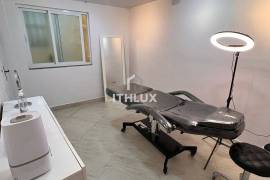 Living Room / Commercial Set , 31m2, Sale 1 Bathroom, Patio, Semi-furnished, São Geraldo, Poa/ RS