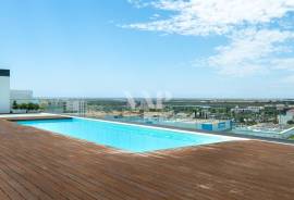 3 Bedroom Penthouse Apartment with Private Rooftop and Ria Formosa View in Faro