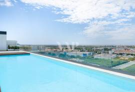 3 Bedroom Penthouse Apartment with Private Rooftop and Ria Formosa View in Faro