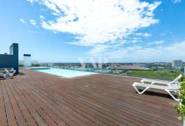 3 Bedroom Penthouse Apartment with Private Rooftop and Ria Formosa View in Faro