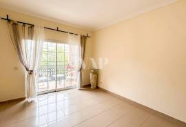 3 bedroom apartment 500m from the beach in Quarteira