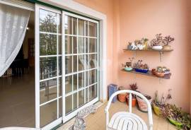 3 bedroom apartment 500m from the beach in Quarteira