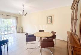 3 bedroom apartment 500m from the beach in Quarteira